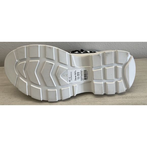 Alexander McQUEEN Men Tread Slick Logo High Top Sneaker White Black EU42.5 US9.5 - Picture 11 of 16